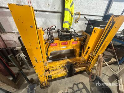 Barrier Master BM10C Q/C Post Puller Varios, accesorio para excavadora - Fits 8 Ton Excavator