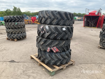 Quantity of (4) JCB 15.5/80-24 Neumáticos