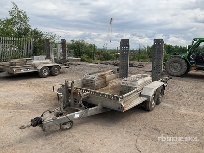 Brian James 3.2 m T/A Trailer Remolque Portamaquinaria
