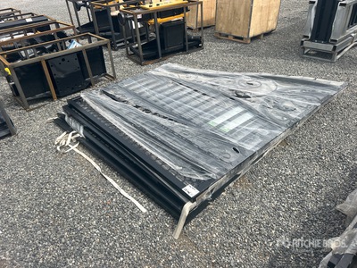 Quantity of (2) 2026 Suihe NG-14Eu-2 14 ft x 7 ft Wrought Iron Oprit Poort (Unused)