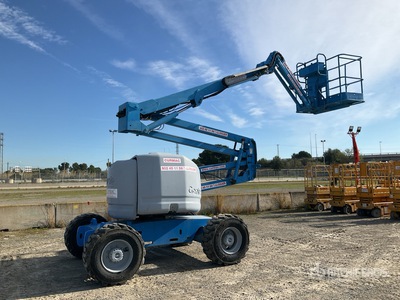 2000 Genie Z40-25 4WD Diesel Articulating Boom Lift