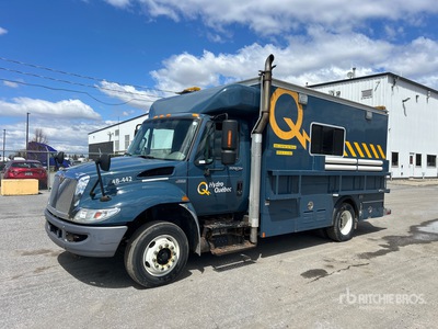 2012 International 4300 SBA 4x2 Utility Truck