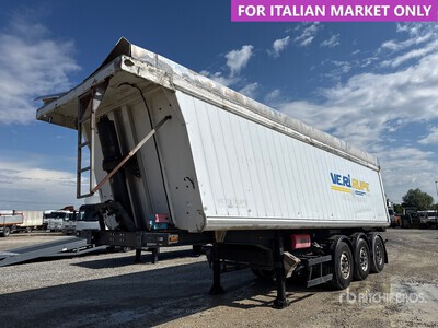 Schmitz SKI24 Tri/A End Dump Trailer