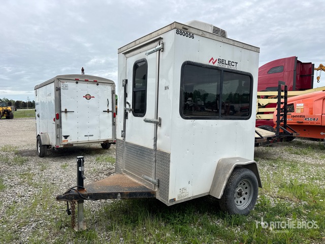 2018 Lark United 5 ft 4 in x 5 ft Portable S/A Mobile Office