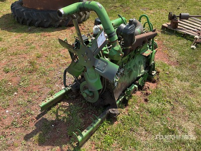 John Deere 359 Engine