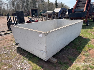 Concrete 8 ft 7 in x 4 ft 9 in Holding Tank