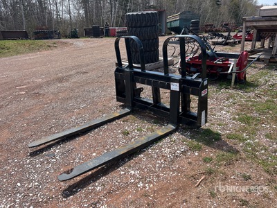 Walco 48 in 5500 lb Q/C Pallet Fork Attachment (Unused)