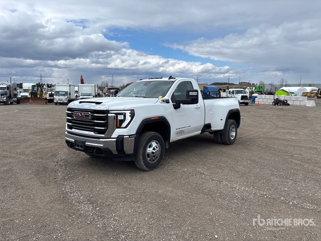 1GT39TE74RF202425 2024 photo no. 1