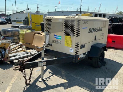 2014 (unverified) Doosan P425/HP375 T4I 425 cfm Mobile Air Compressor