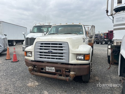 1998 Ford F-700 4x2 Autocarro per acqua