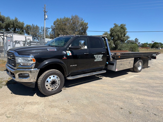 2021 Dodge 5500 Laramie 4x4 Crew Cab Rollback Truck