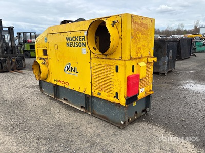 2013 Wacker Neuson HI900 Space Heater