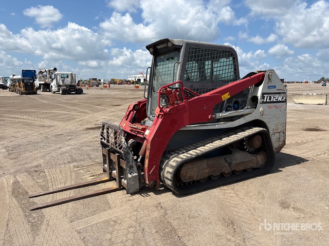2018 Takeuchi TL12R-2 Compact Track Loader