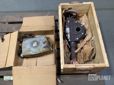 (1) T202-M Robotarm Actuator & (1) Kingsbury 43-4987-20 Thrust Bearing Shoe