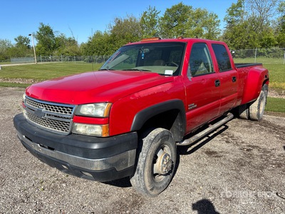 2007 Chevrolet Silverado 3500 4x4 Crew Cab Pickup