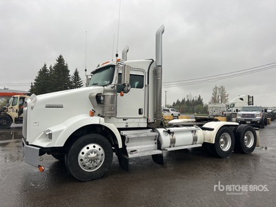 2019 Kenworth T800 6x4 Day Cab Truck Tractor