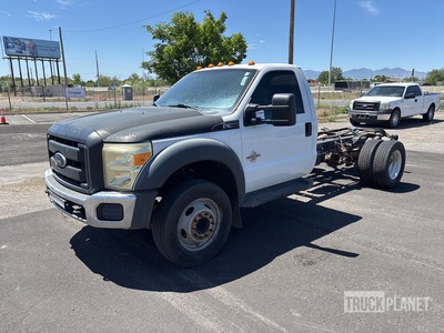 2012 Ford F-550 XL 4x2 Fahrgestell