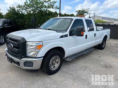 2015 Ford F-350 XL 4x2 Crew Cab Pickup