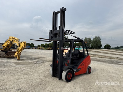2015 Linde H30D-02 3000 kg Forklift