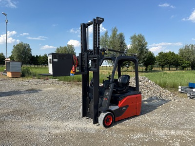 2017 Linde E16-02 1600 kg Electric Forklift