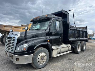 2014 Freightliner Cascadia 125 6x4 T/A Dump Truck