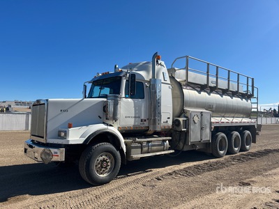 2014 Western Star 4900 8x6 Sleeper Tanker Truck