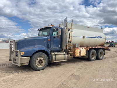 1999 International 9400 6x4 Water Truck