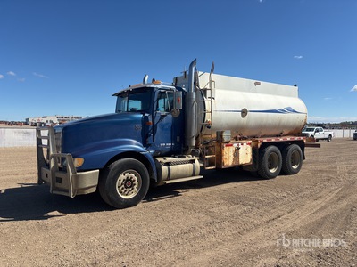 1999 International 9400 6x4 Camion à eau
