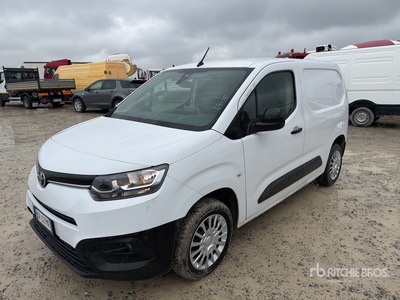2023 Toyota Proace CITY 1.5D 100CV M/T 650KG COMFORT شاحنة فان