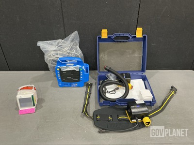 (1) Air Respirator, (1) Apex Locator & Assorted Items