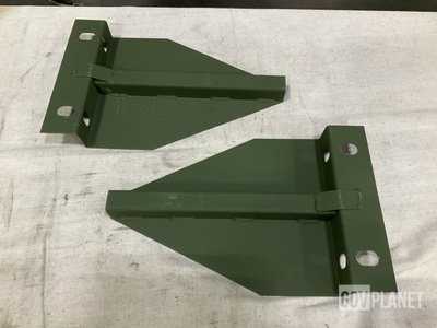 (137) 12449606-1 Double Angle Brackets