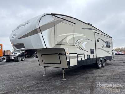 2017 Keystone RV Cougar res 30 ft T/A Travel Trailer
