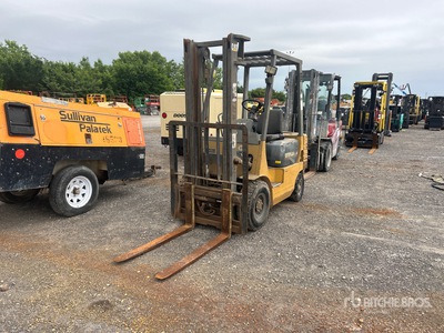 Cat GP15 Pneumatic Tire Forklift