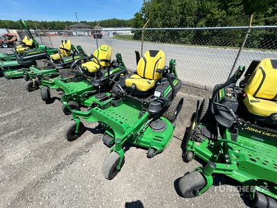 John Deere Z950M 60 Zero-Turn Lawn Mower