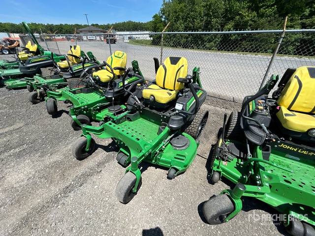 2021 John Deere Z950M Zero-Turn Lawn Mower