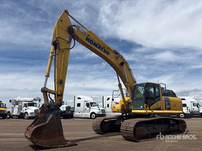 2017 Komatsu PC390LC-11 Tracked Excavator