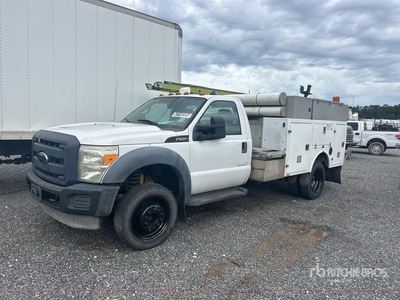 2012 Ford F-450 XL 4x2 Utility Truck (Inoperable)