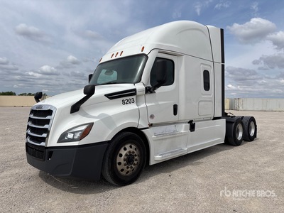 2021 Freightliner Cascadia 126 6x4 T/A Sleeper Truck Tractor