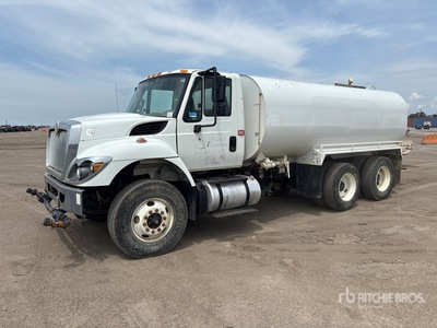 2018 International 7400SBA Water Truck
