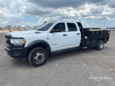 2020 Ram 5500 4x4 Crew Cab Camión Caja Abierta