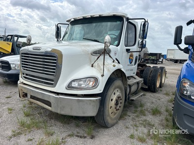 2007 Freightliner M2 112 6x4 Ciągnik siodłowy T/A z kabiną dzienną