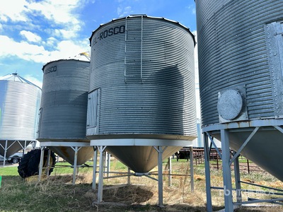 Westeel-Rosco +/- 1800 bu 5 Ring Hopper Grain Bin