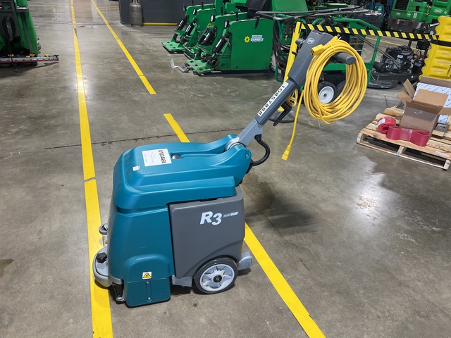 2023 Tennant R3 Walk-Behind Electric Carpet Extractor (Unused)