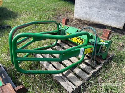 McHale x 30 in FEL Mount Hydraulic Bale Grapple
