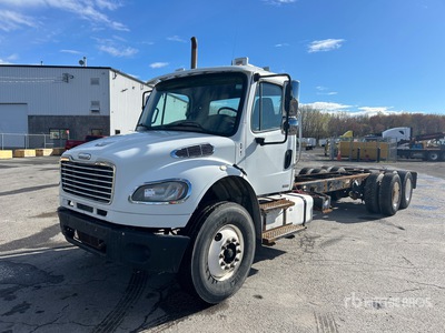 2010 Freightliner M2 106 6x4 Cab and Chassis