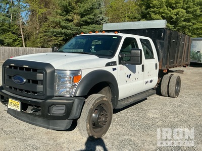 2016 Ford F-450 XL 4x2 Crew Cab Flatbed Truck