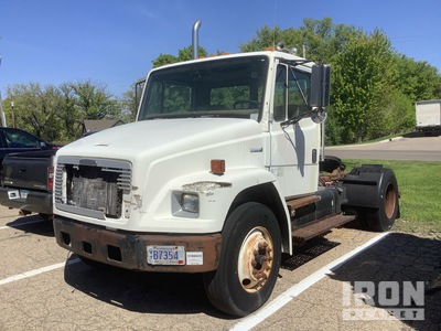 2003 Freightliner FL80 4x2 S/A Day Cab Truck Tractor