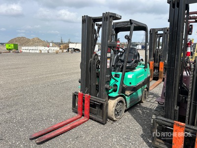 Mitsubishi F6025K 4350 lb Forklift