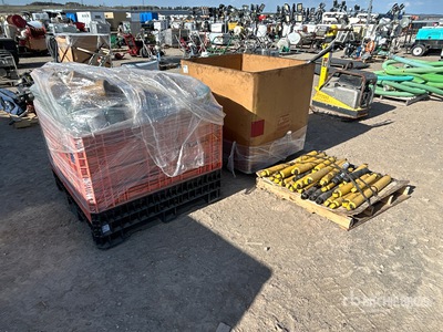Quantity of CAT oil filters, air filters, hydraulic lines, hydraulics