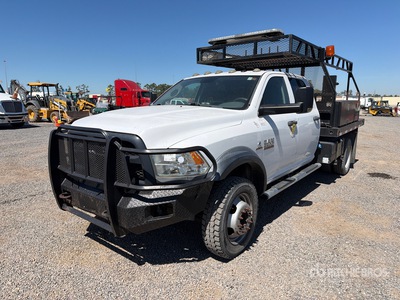 2016 Ram 5500 4x4 Crew Cab Flatbed Truck